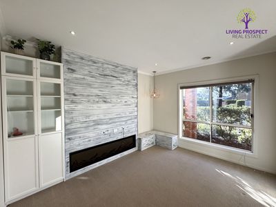 8 Turnstone Drive, Point Cook