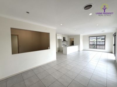 3 / 6 Equine Court, Tarneit