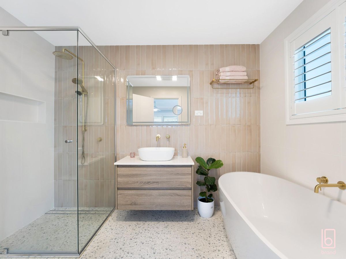 28 Nicholson Crescent, Toukley