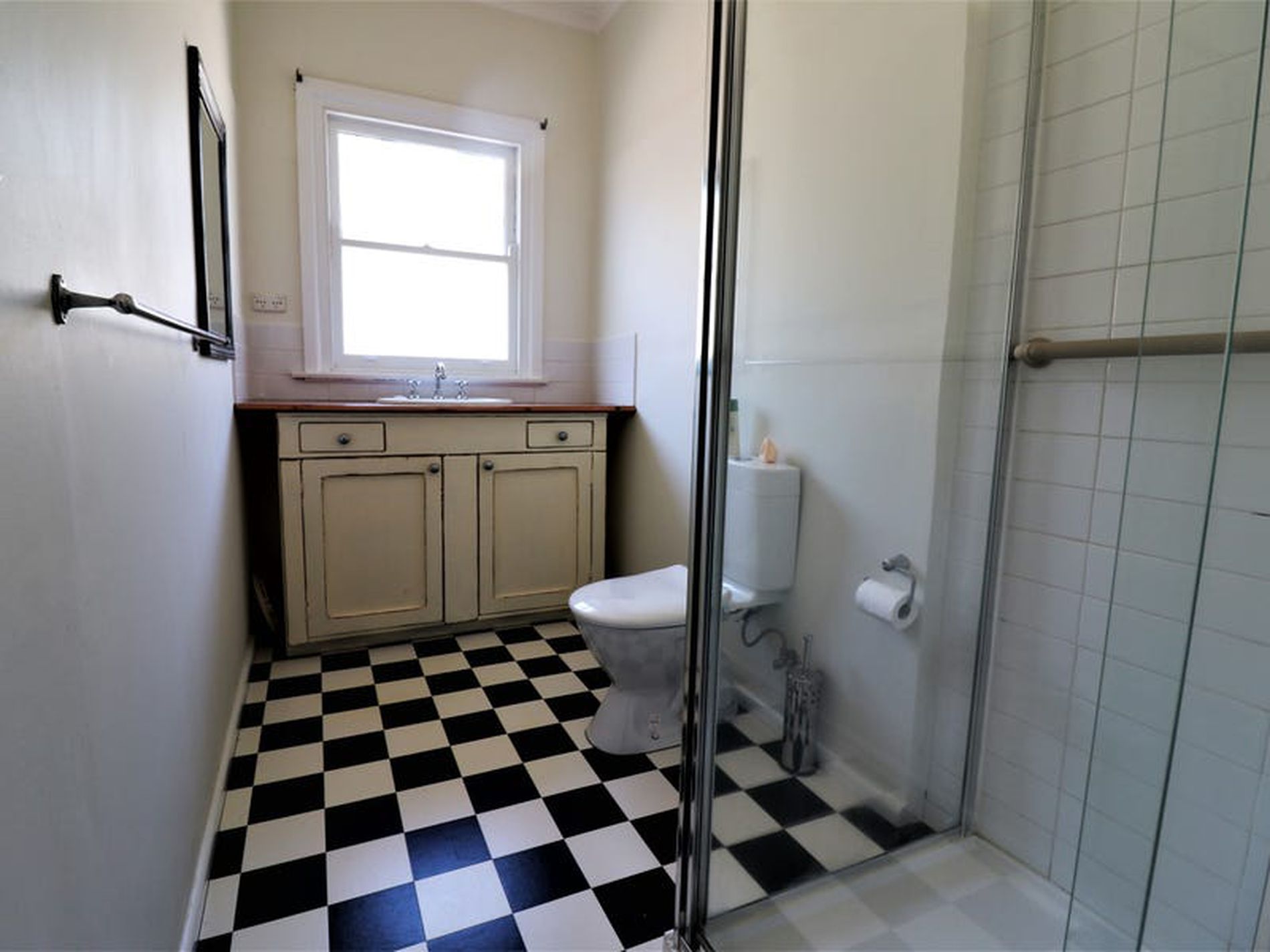 57 Chisholm Cres, Seymour