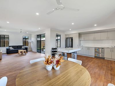 47 Buchanan, Mount Louisa