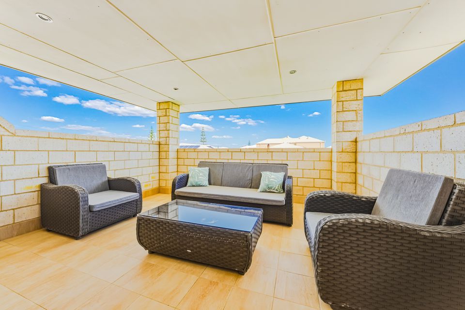 7 Turtles Bend, Secret Harbour