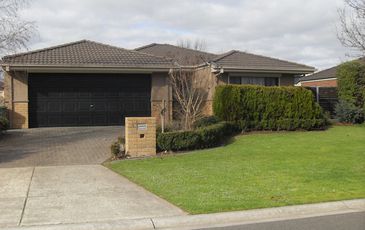 8 Domain Circuit, Beaconsfield