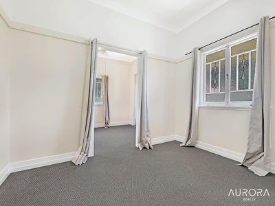 1/674 Logan Road, Greenslopes