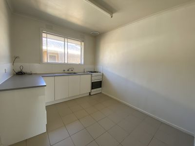 8 / 27 Eldridge Street, Footscray