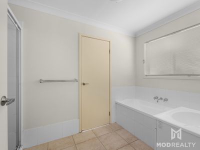 28 Ramsey Court, Lowood