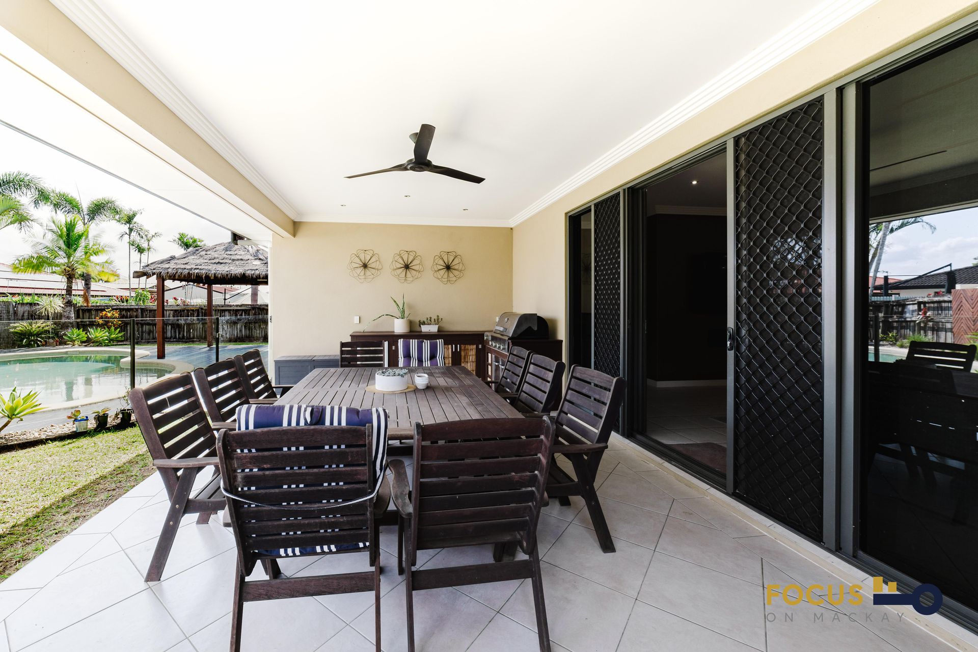 70 Gingham Street, Glenella