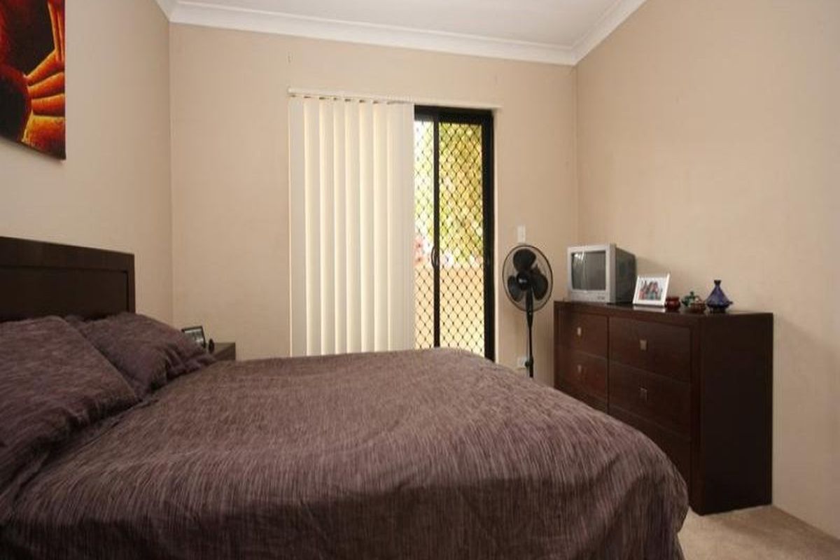 19-27 Eastbourne Road, Homebush West