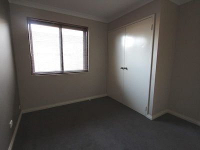 12 / 4 Reynolds Place, South Hedland