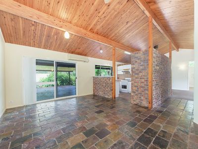38 Kanangra Close, Karana Downs