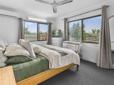 24 SKULL ROAD, White Rock