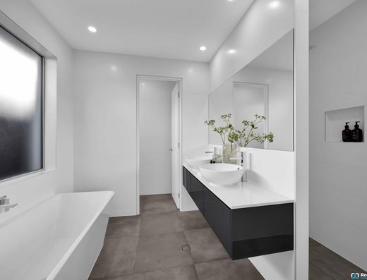 Inspired Design, Seamless Living, Prestigious Address image 15