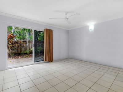 1 / 282 Lake Street, Cairns North
