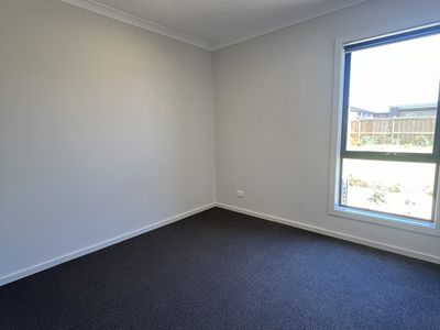 12 Harshaw Road, Thornhill Park