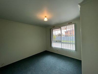 2 / 4 ANNE STREET, Wodonga