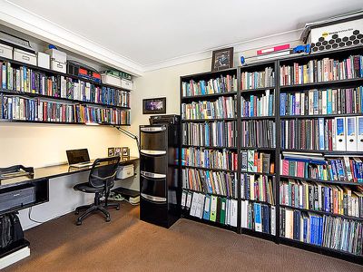 28 Bight Court, Mermaid Waters