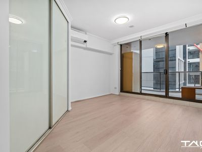 172 / 13-15 Hassall Street, Parramatta