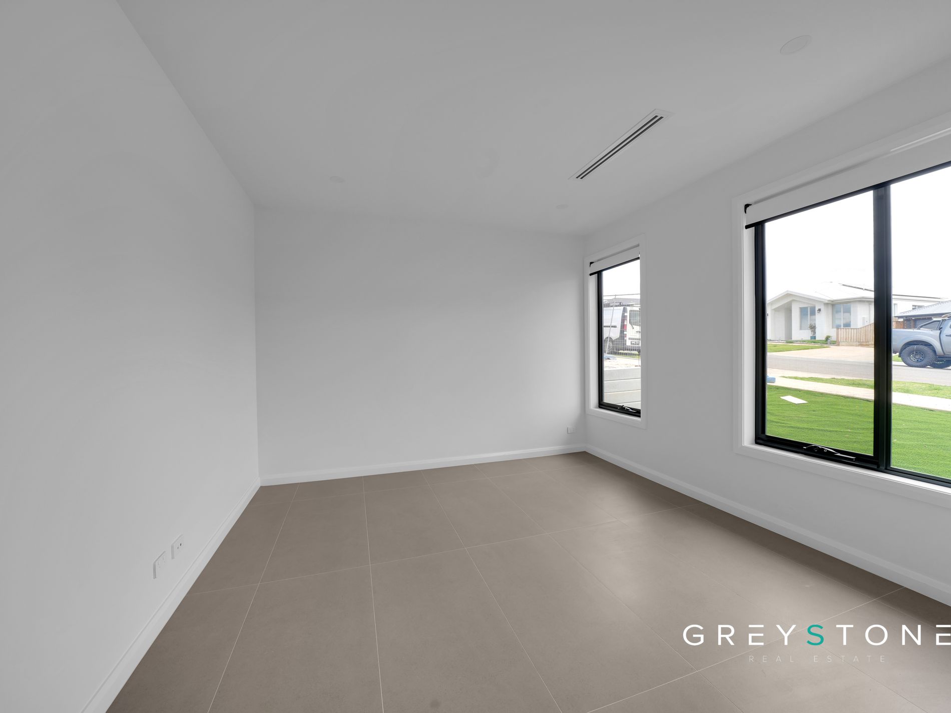11 Platt Drive, Maddingley