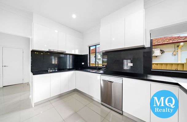 16 Hillcrest Avenue, Villawood