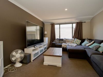 111 Smirk Road , Baldivis