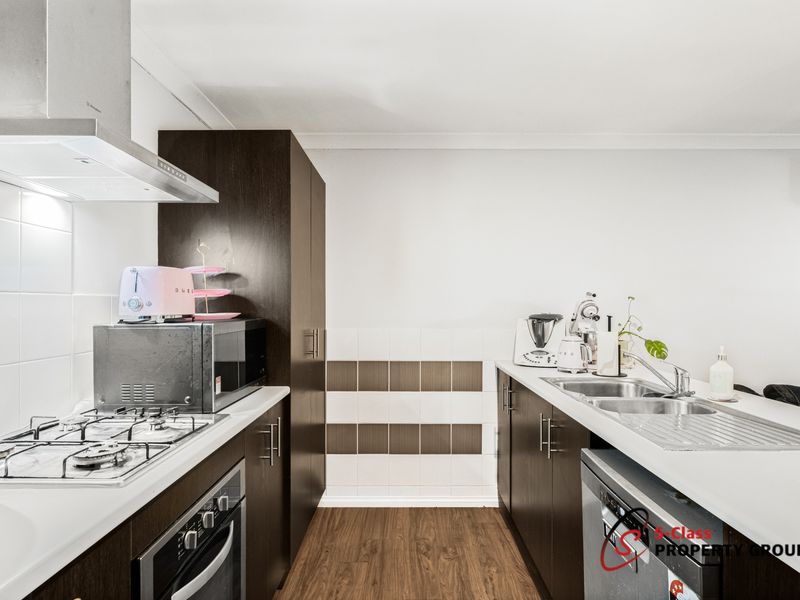 2 / 12 Cobham Avenue, Nollamara