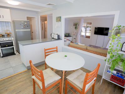 402 / 760 Scenic Highway, Kinka Beach