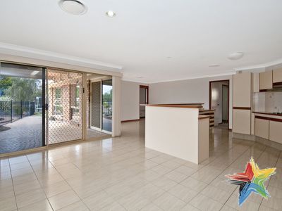 6 Schonwerder Drive, Windaroo