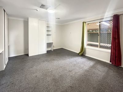 14 Beddoes Avenue, Dubbo