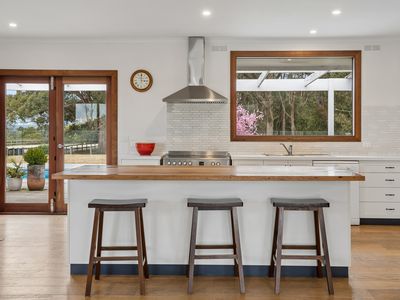 183 Harpers Road, Woodend