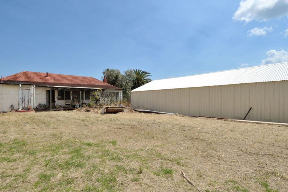 30 Bell Street , Rockingham