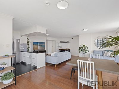 77 / 5 Admiralty Drive, Surfers Paradise