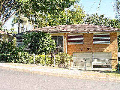 4 Denny Way, Rochedale South