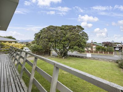 6 Yates Street, Otaki Beach