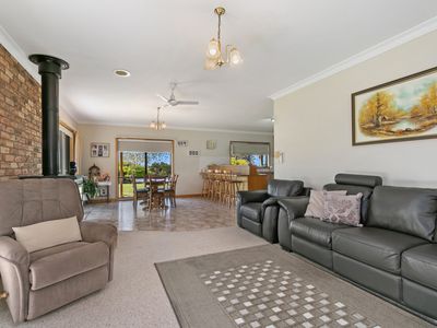 5581 South Gippsland Highway, Longford