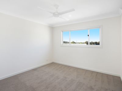 2 / 36 Griffiths Street, Oak Flats