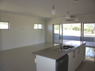 24 Isabella Parade, Forster