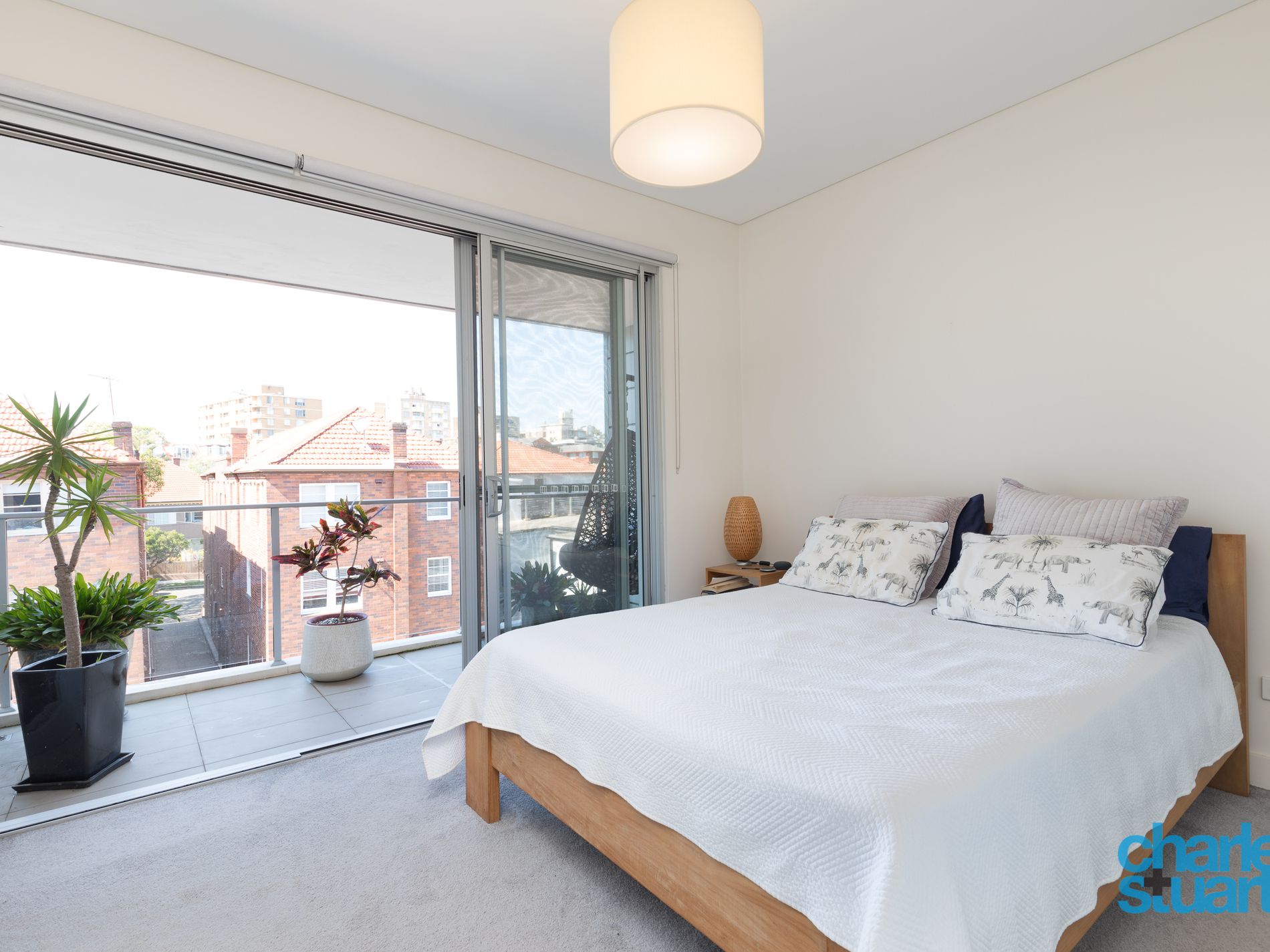 10 / 19 Poate Lane, Centennial Park