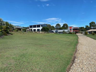 64 Cove Boulevard, River Heads