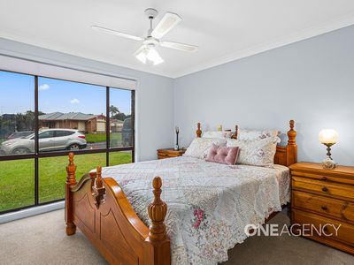 10 Palmae Place, Albion Park Rail