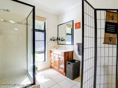 43 Maroochy Spring Dr, Dulong