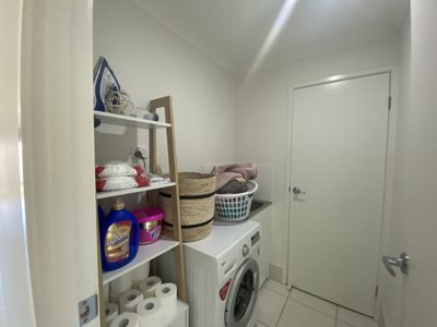 1 O'Connell Pde, Urraween