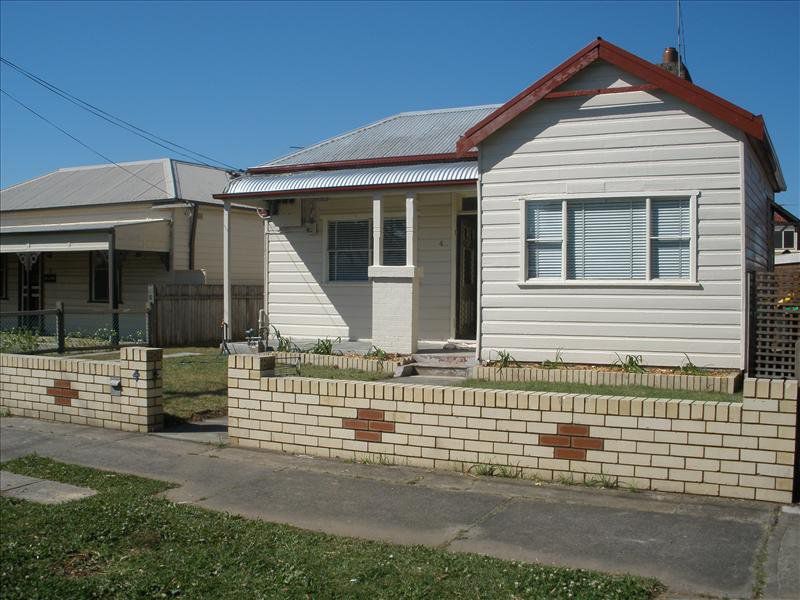 4 Burns Street, Campsie