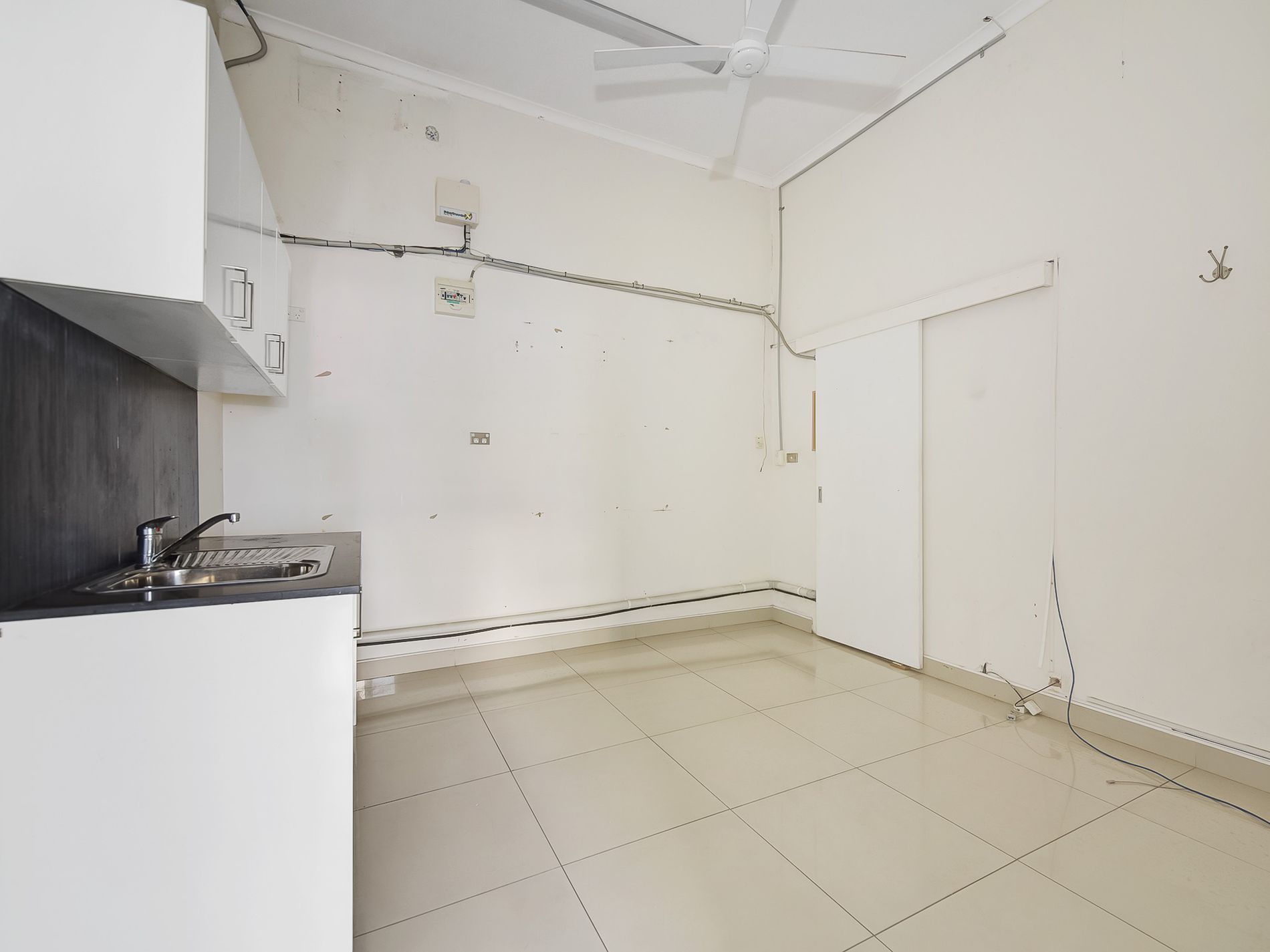 894 Canterbury Road, Roselands