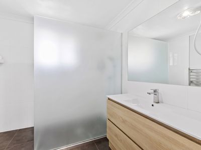 24 Gum Street, Blackwater