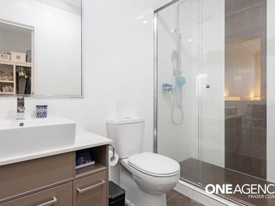 1 / 19 King Street, Urangan
