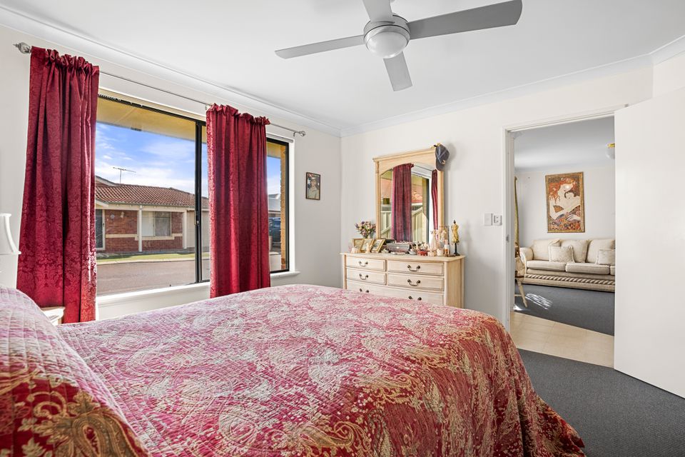 15 / 5 SAINTE MAXIME AVENUE, Port Kennedy