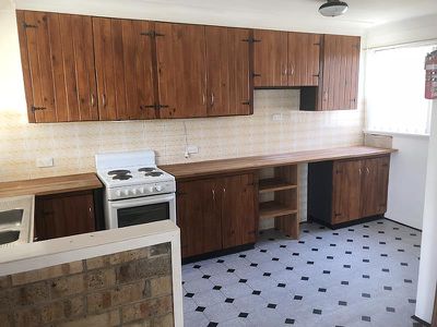 12 Sawyer Street, Barry