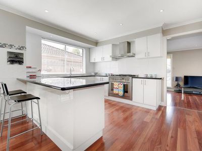 5 Goulburn Court, Werribee