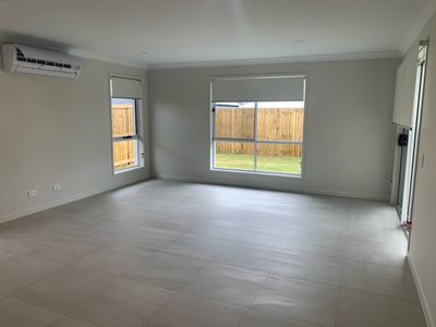 5 Westringia Court, Logan Reserve