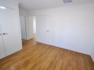 11C Toledo Close, Cannington